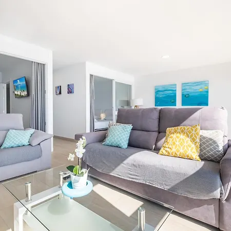 Santa Margarita Deluxe 14-b Levante Apartment *